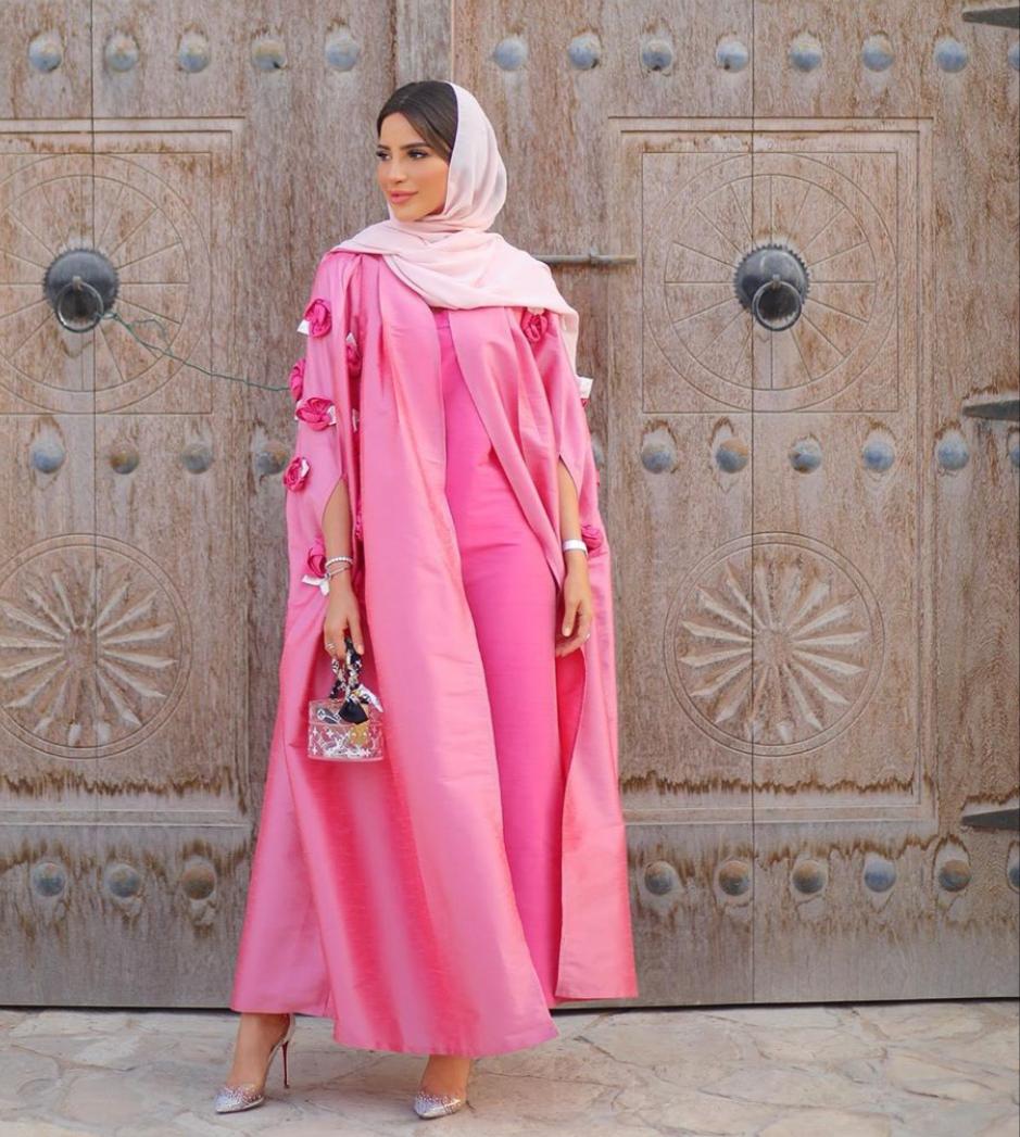 عبايات من فاطمة حسام