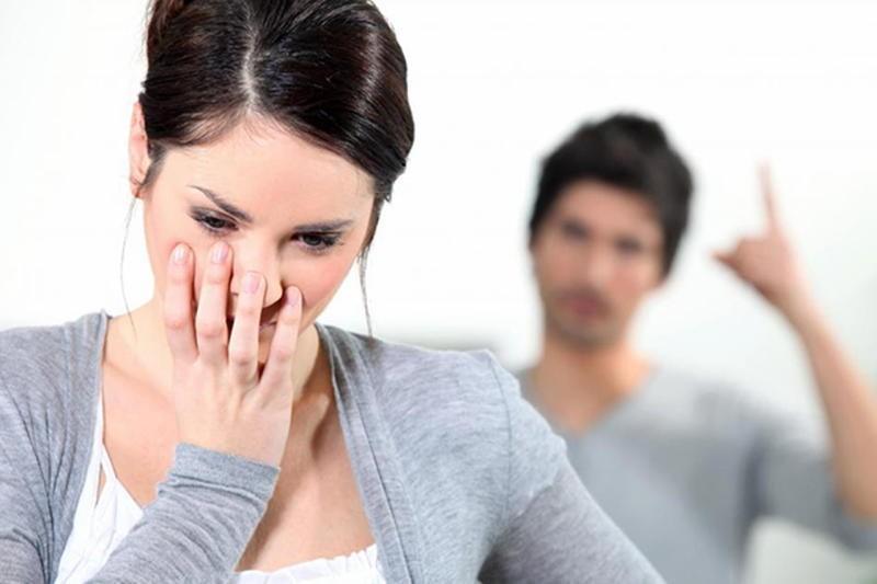 كيف تتعاملين مع الزوج العصبي
