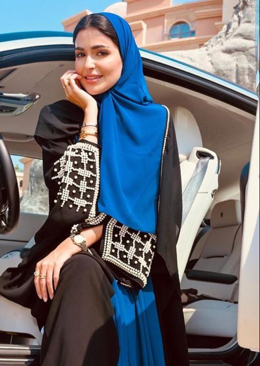 خيارات حنين الصيفي بالعبايات الشبابية