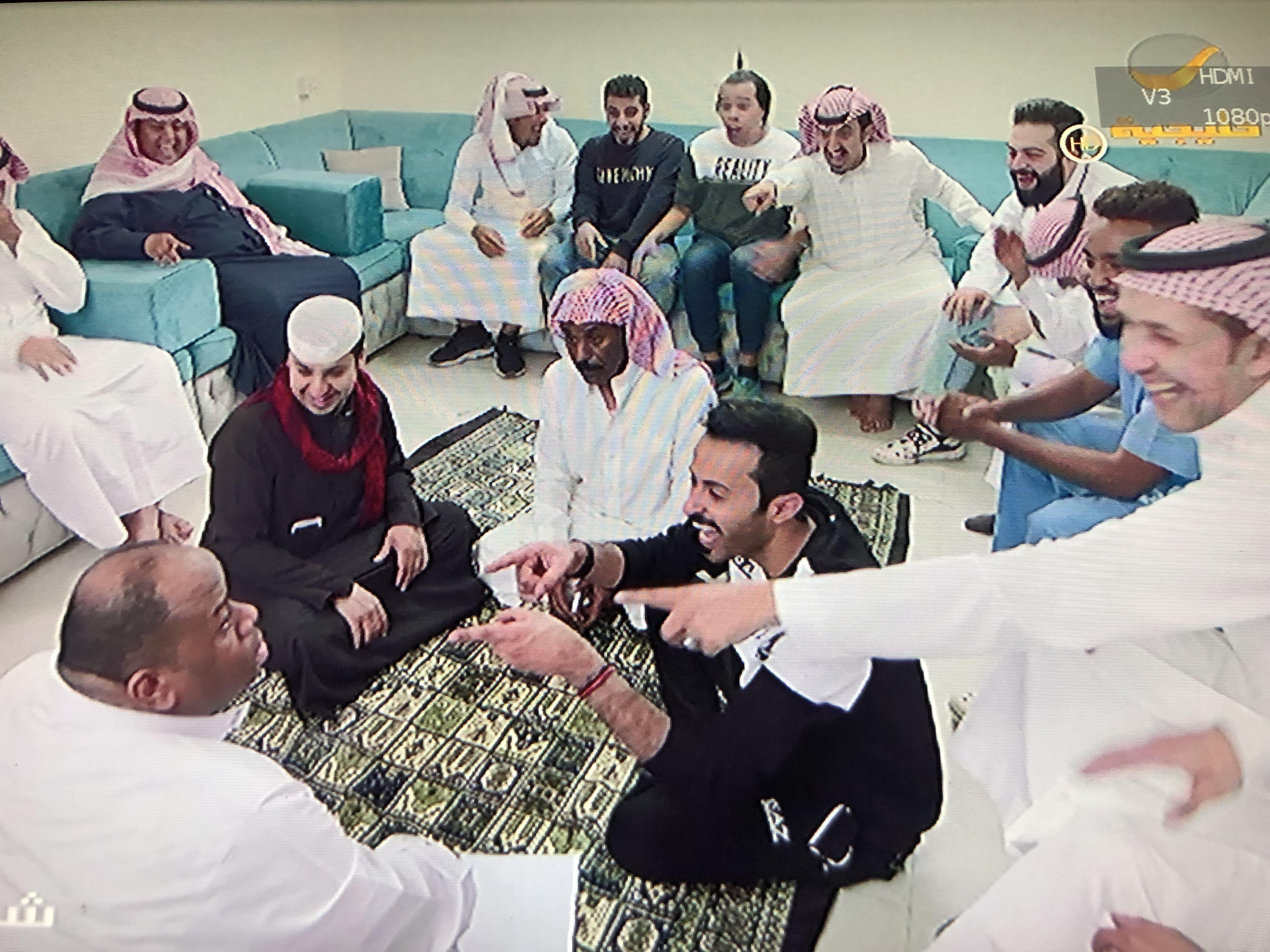 ناقشت الحلقة لعبة البلوت الشعبية ومساوءها