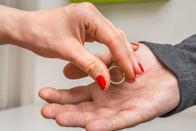 علامات الخطوبة الفاشلة