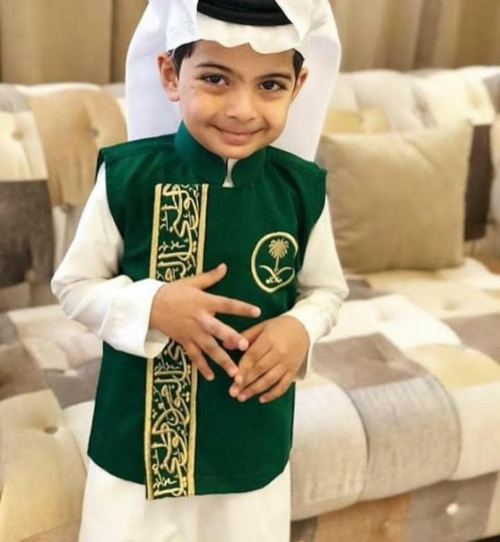 أزياء الأولاد