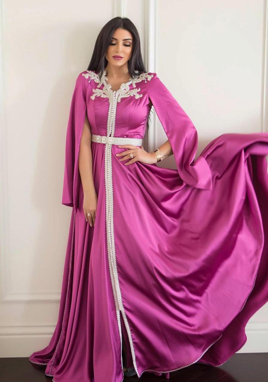 خيارات القفاطين الزهرية
