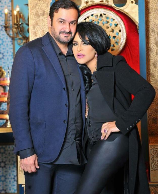 أحلام وزوجها