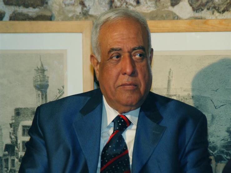  الفنان محمد متولي
