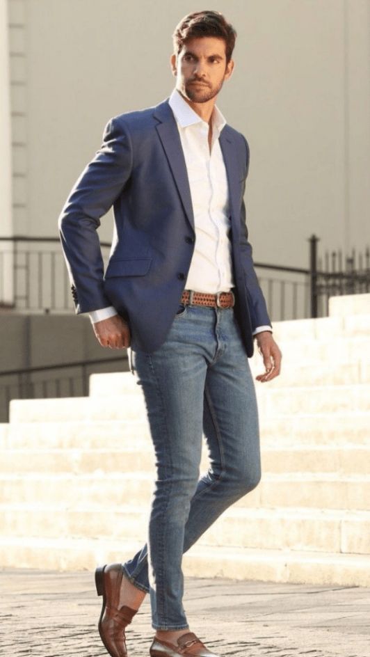 قميص مناسب لإطلالة العمل