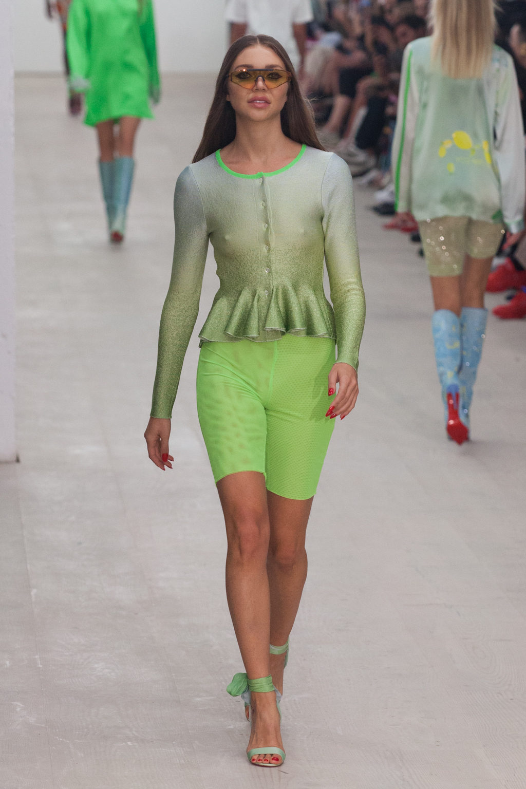 من مجموعة Roberta Einer