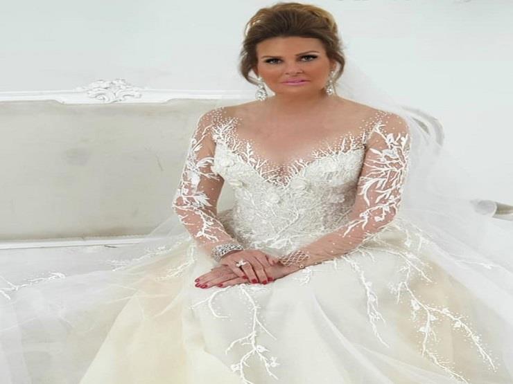 يسرا بفستان زفاف