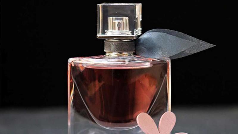 عطور نسائية فخمة