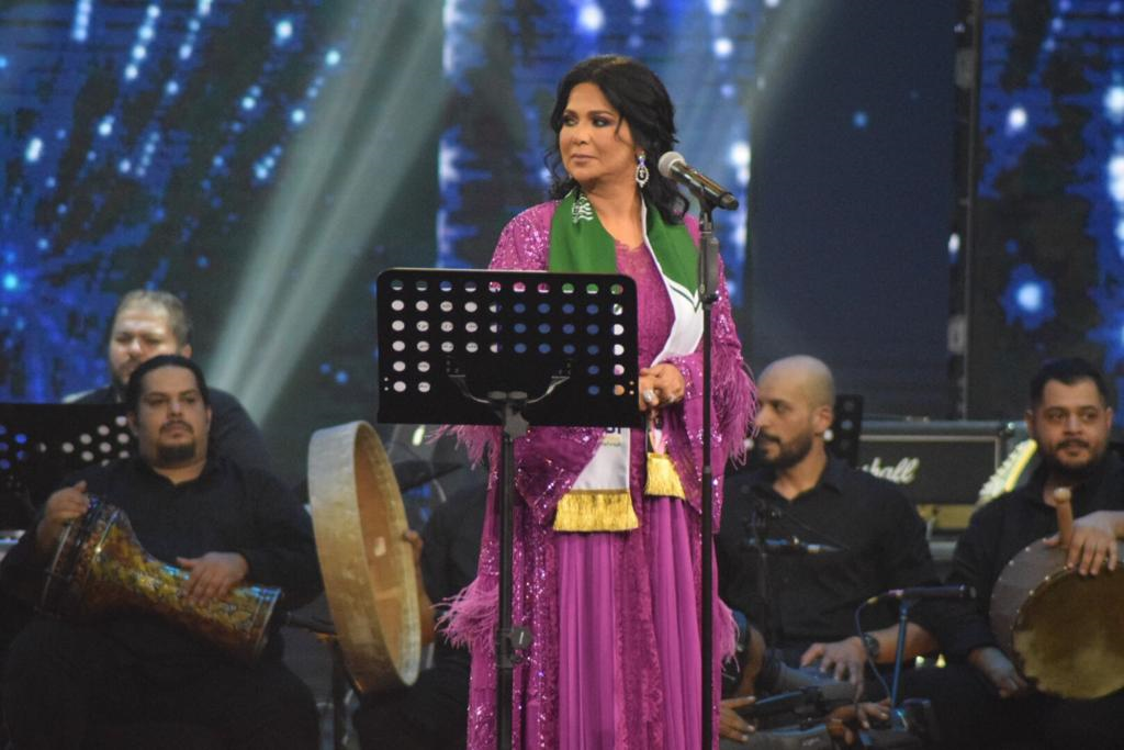 الفنانة نوال الكويتية