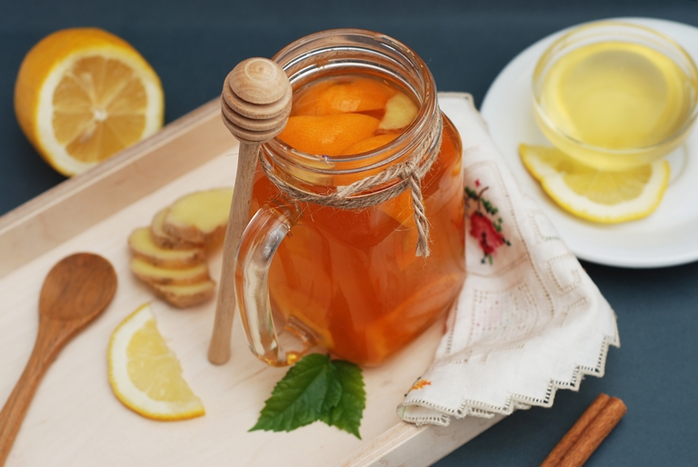 خلطات طبيعية للتخلص من تان الجسم