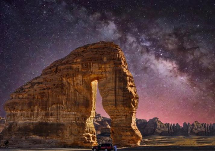 فيديو: هل تصبح العلا السعودية الوجهة الأشهر لعشاق الطيران بالمنطاد في المنطقة؟