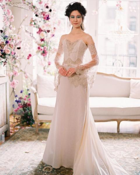 Claire pettibone