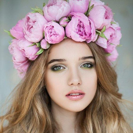 طوق ورود أنيق للعروس