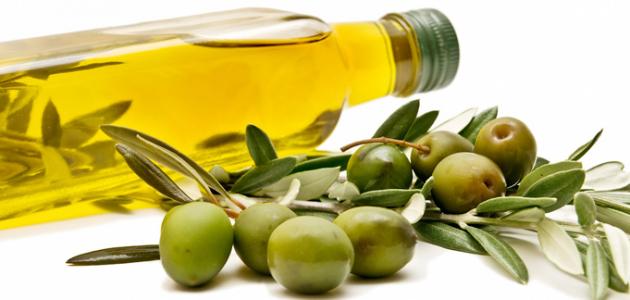 زيت الزيتون يجمي من أشعة الشمس