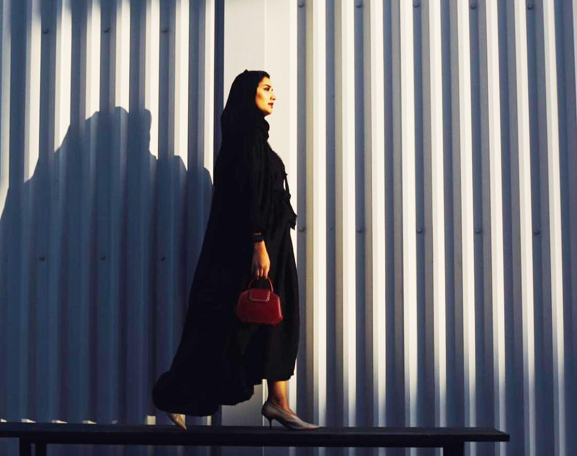 عبايات سوداء للجامعة من مثايل آل علي