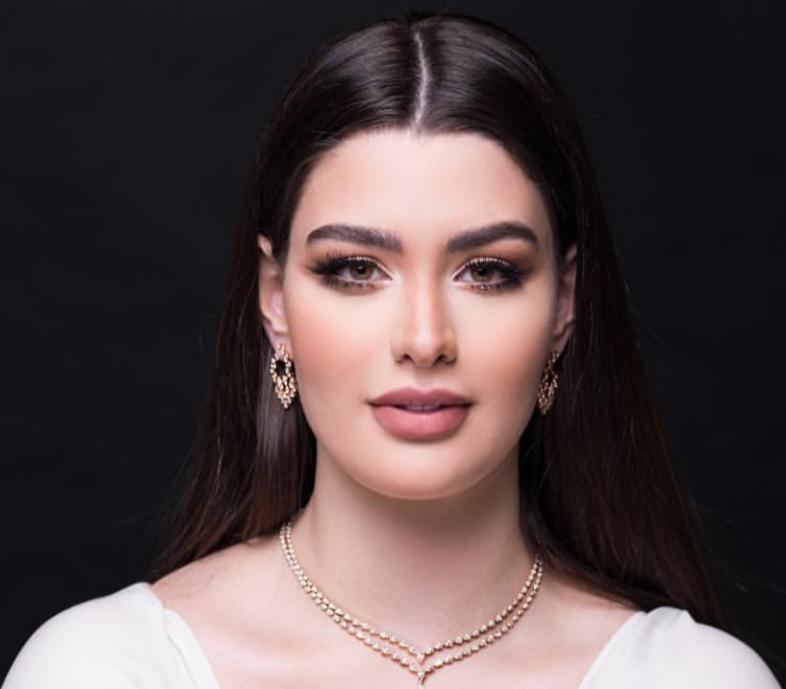 مكياج أنثوي بسيط من وحي روان بن حسين
