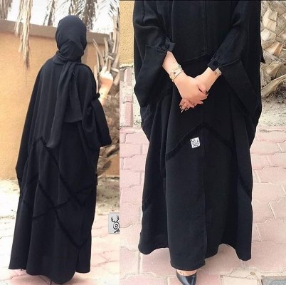 عباية سوداء