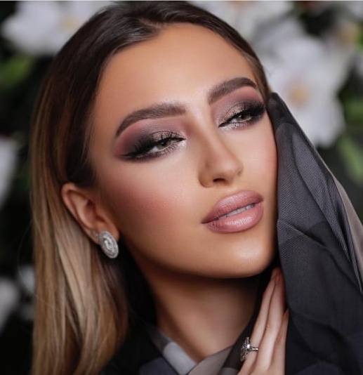 مكياج بأنامل منى النعمان
