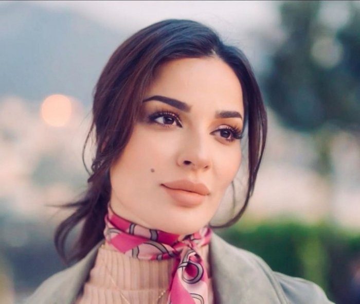 نادين نجيم في خمسة ونص