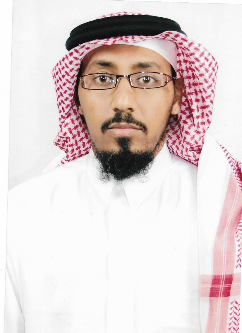 الصحافي الاقتصادي ظافر الدوسري 