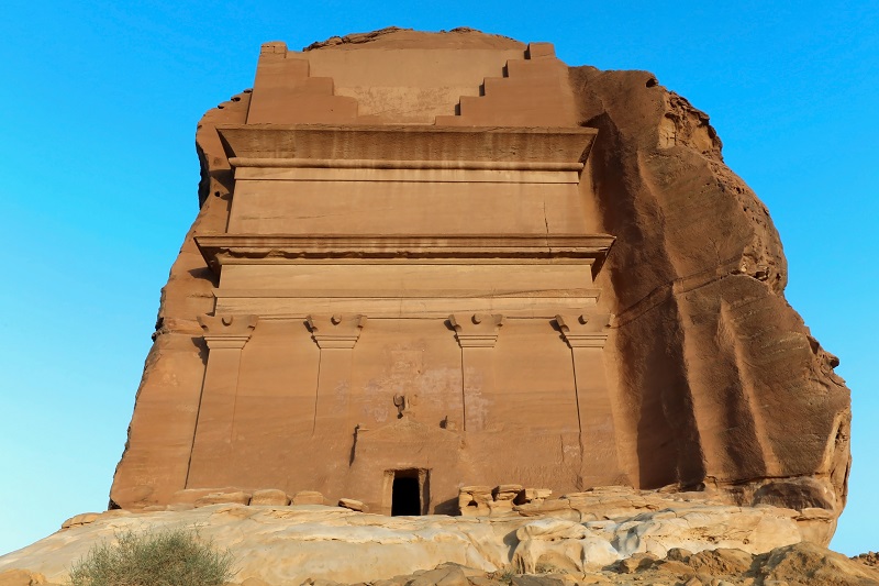 طارق المطلق