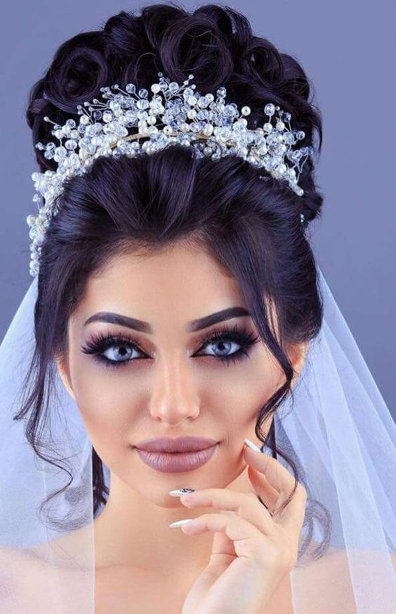 ظلال العيون