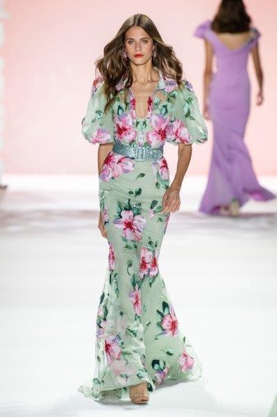 فساتين بادجلي ميشكا Badgley Mischka