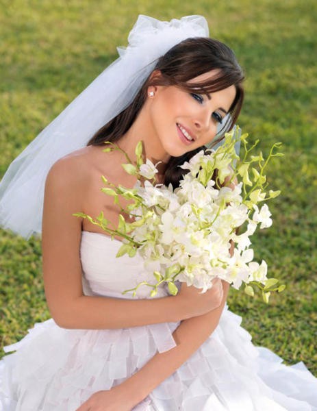 فساتين زفاف نانسي عجرم