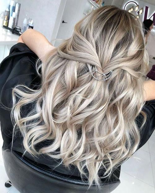 صبغة شعر باللون البلاتيني
