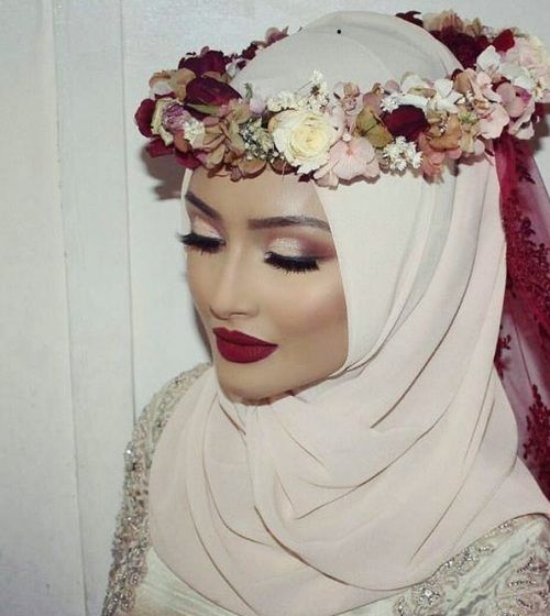 تيجان حجم كبير