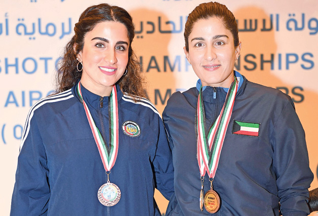 صورة لشهد خلال احدى مبارات الرماية