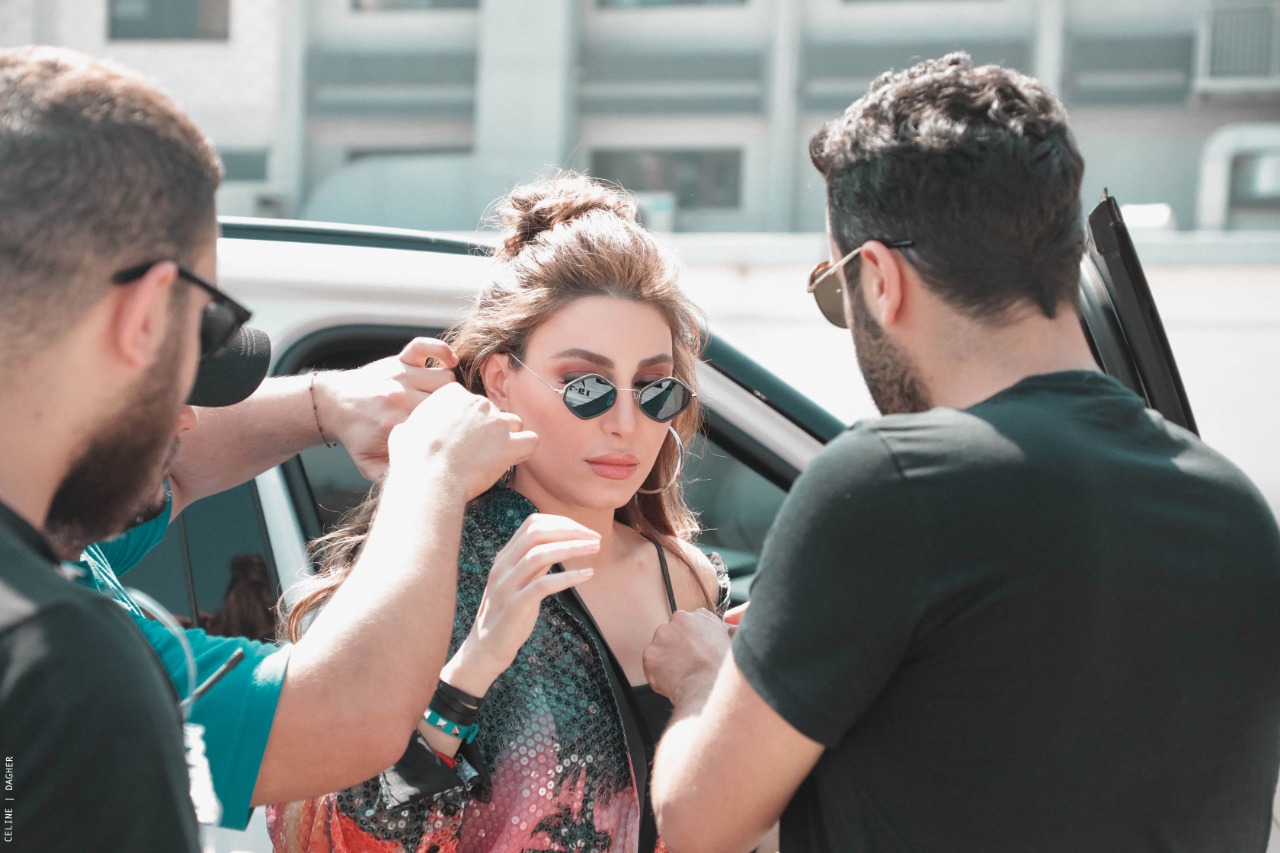 يارا من كواليس كليب "شو بدو"