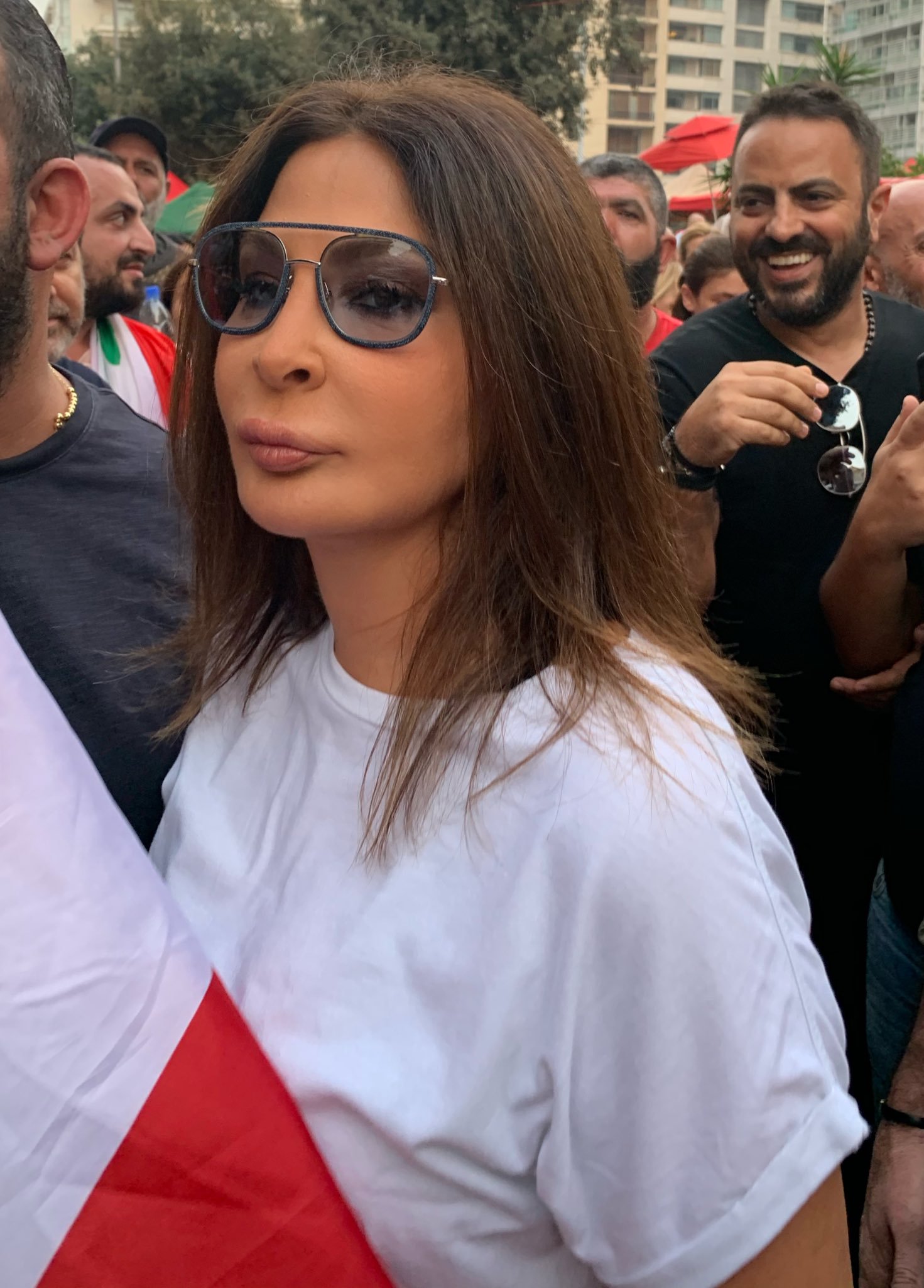 اليسا من ساحة الشهداء