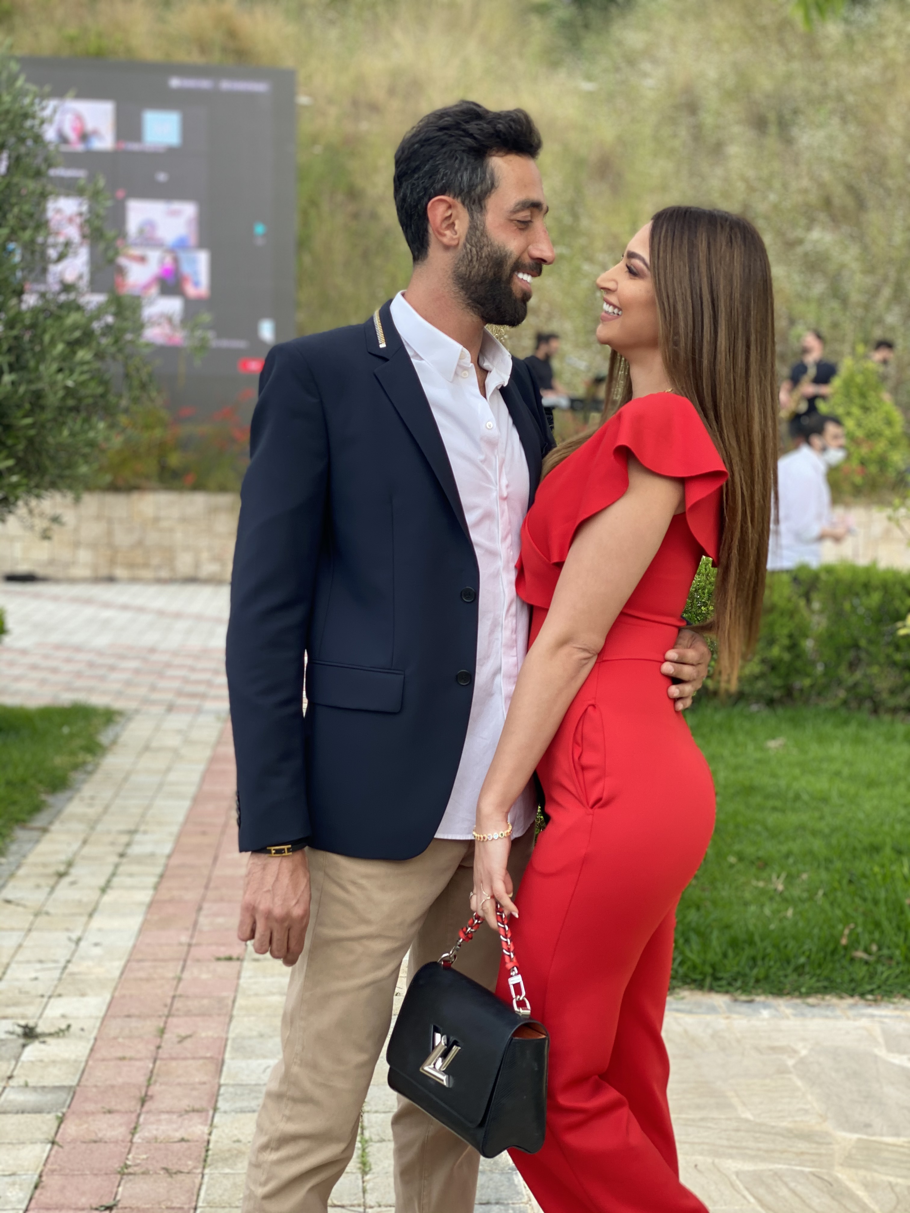 صورة حصرية لـ"سيدتي" تجمع رنين وعلي