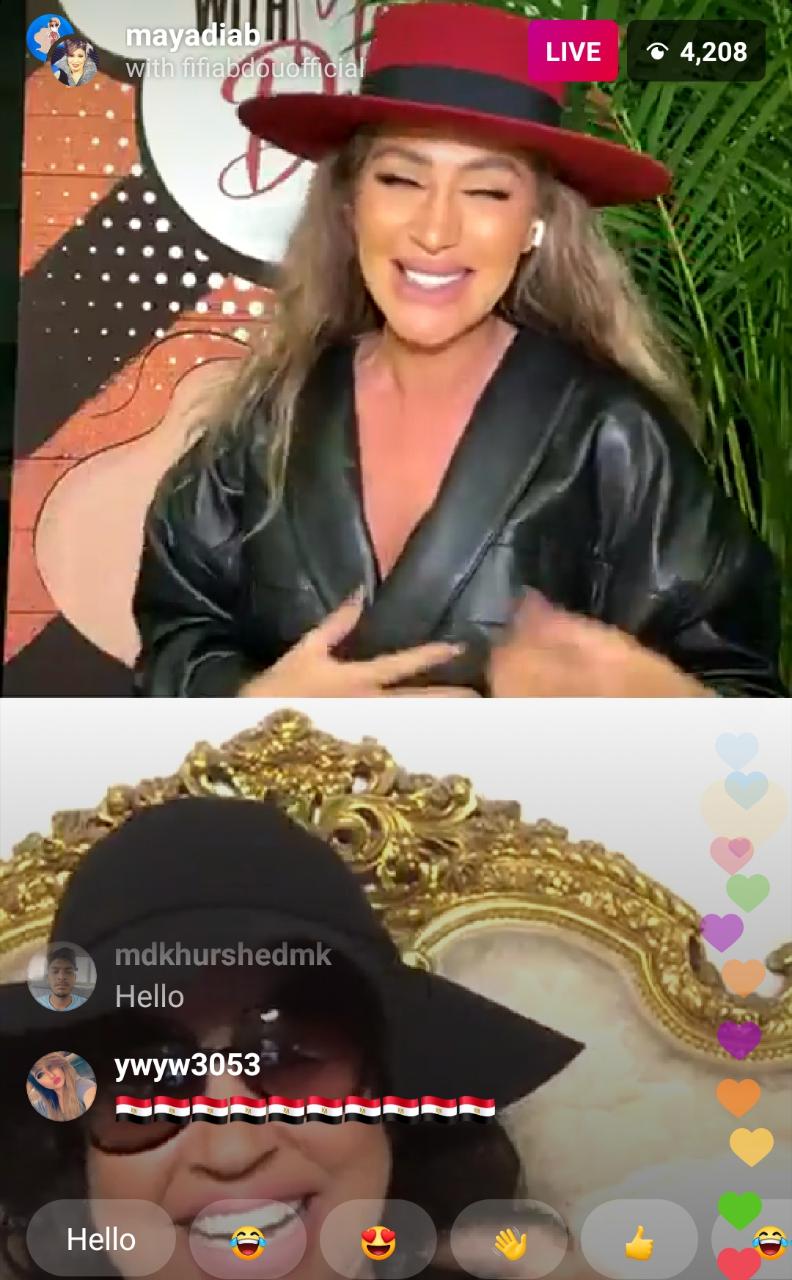 لقطة من البث المباشر لـ، فيفي ومايا