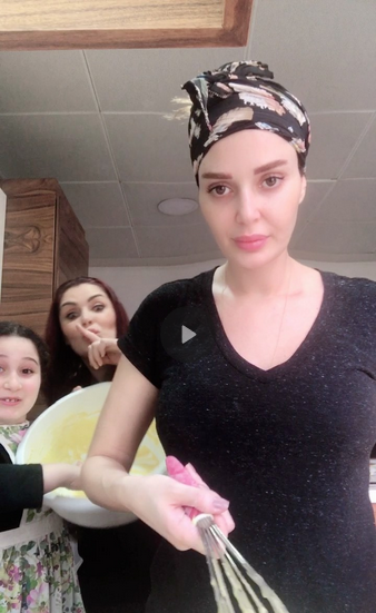 سيرين وشقيقتها سابين وتاليا