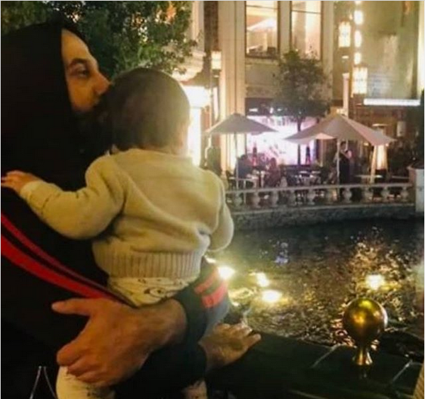 قصي مع ابنه العميد