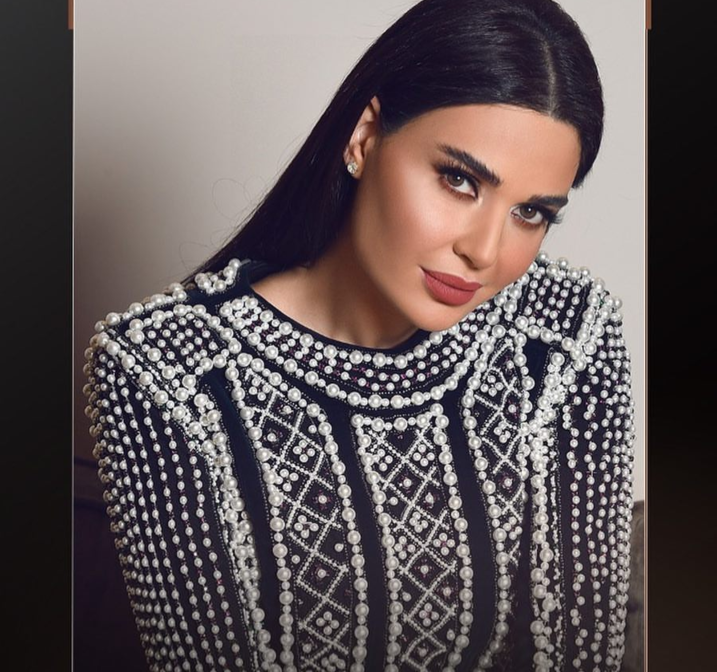 سيرين عبد النور وملامح جذابة