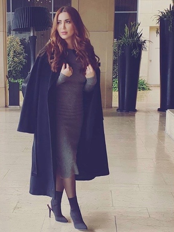 نسرين طافش في لوك أنيق مع حذاء الكاحل