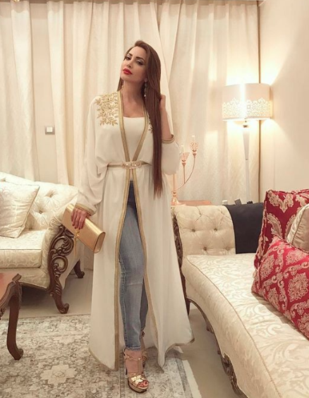 نسرين طافش تجمع الأسلوب الشرقي مع النمط الشبابي