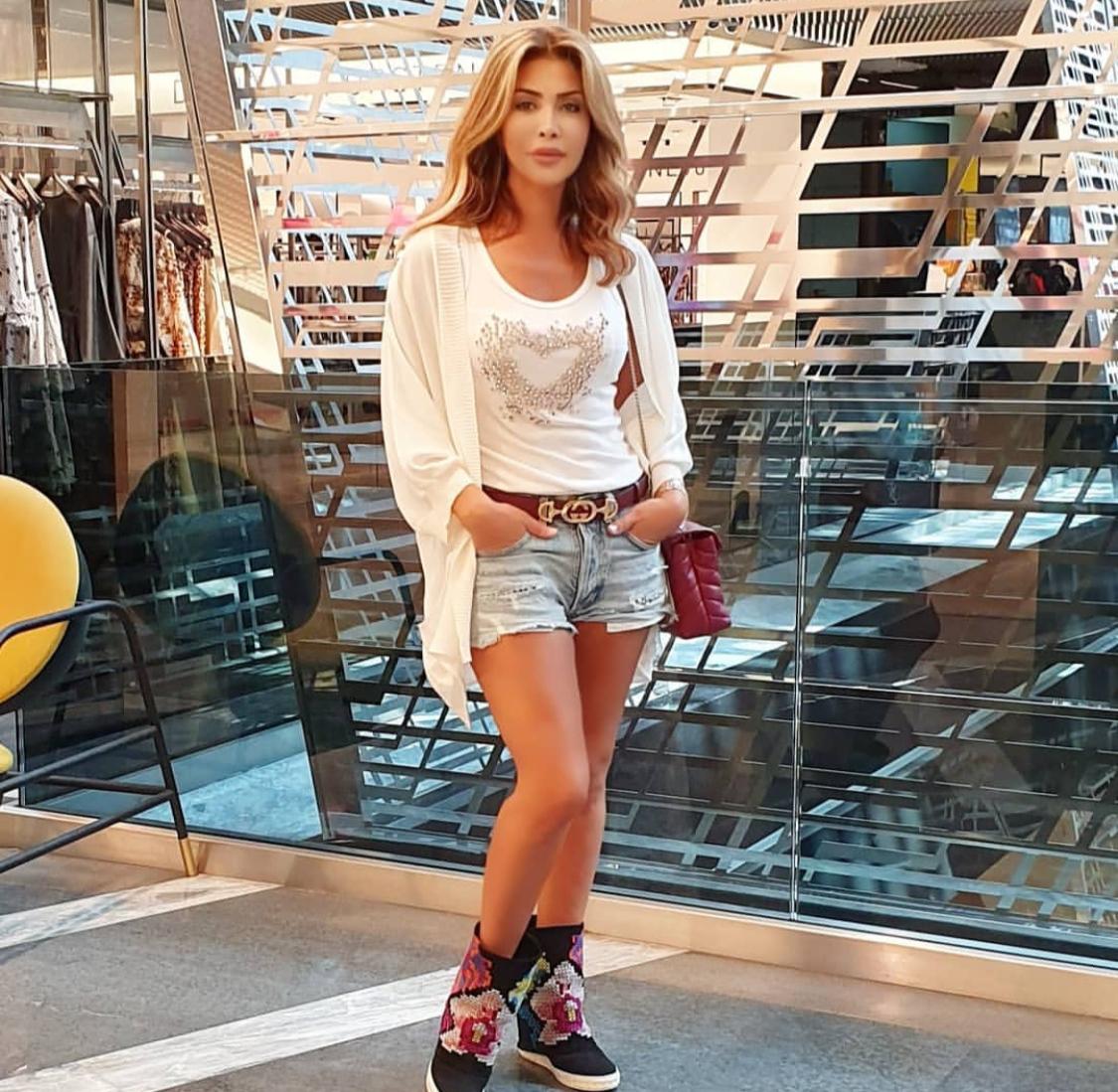 نوال الزغبي تلهمك إطلالات أنيقة لـ 2020