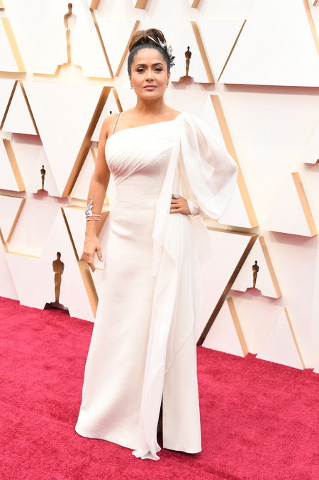 Salma Hayek بإطلالة من Gucci