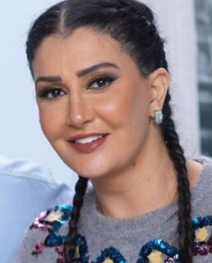 غادة عبد الرازق بـ لوك شبابي