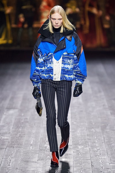 بنطلون بالتقليمات من لويس فويتون Louis Vuitton
