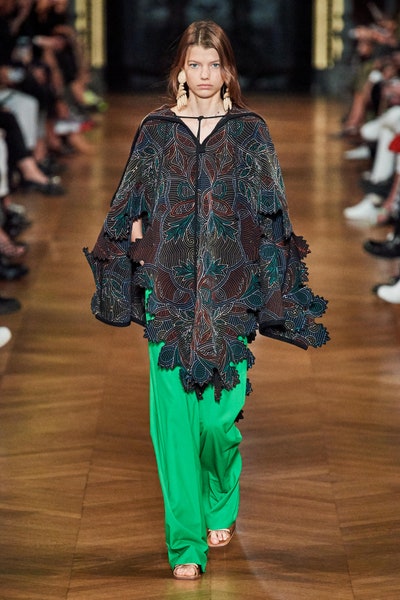 بنطلون أخضر واسع من ستيلا ماكارتني Stella McCartney