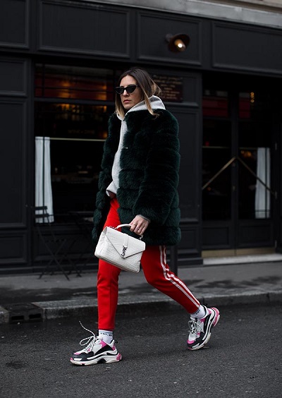 عدم اعتماد حذاء Balenciaga Triple S  مع الكثير من الطبقات
