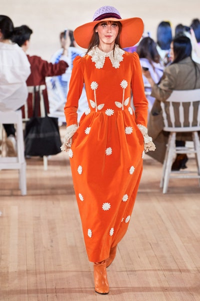 فستان بتصميم البولكا من مارك جايكوبس Marc Jacobs