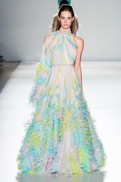 فستان سهرة بمزيج من الوان الباستيل الرائعة من رالف اند روسو Ralph&Russo