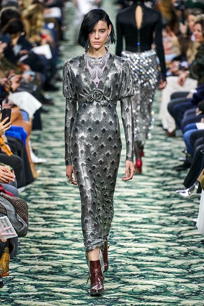 فستان سهرة ضيق من باكو رابان Paco Rabanne